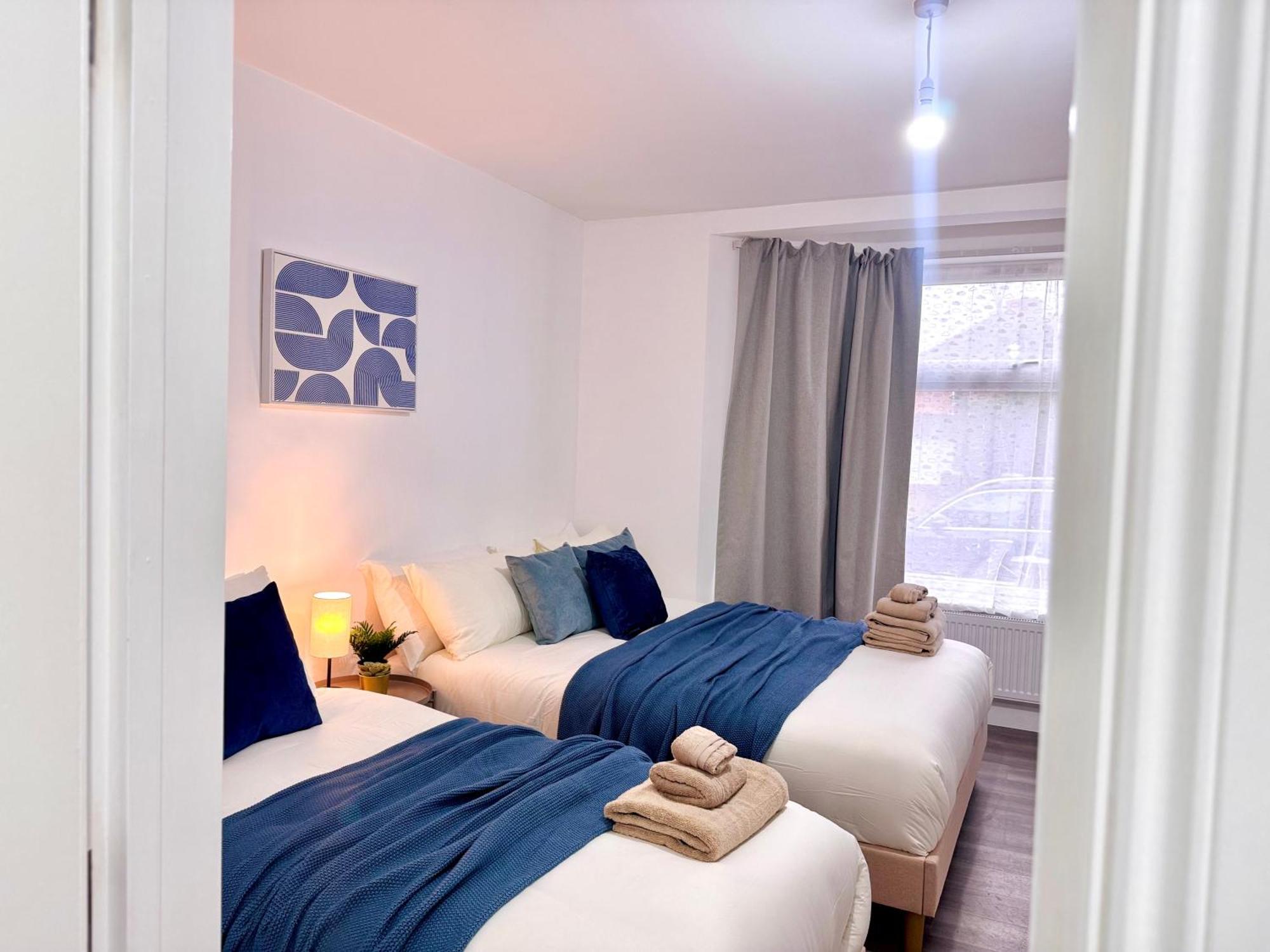 Comfy 30min To Apartment